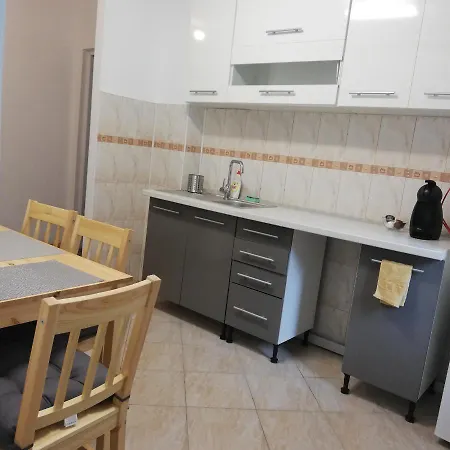 Ruud Mall Apartamento *